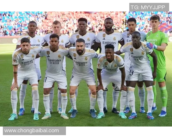 皇马遭遇主场惨败,巴萨高居西甲榜首:西班牙足球格局再洗牌 皇马遭遇主场惨败,巴萨高居西甲榜首:西班牙足球格局再洗牌